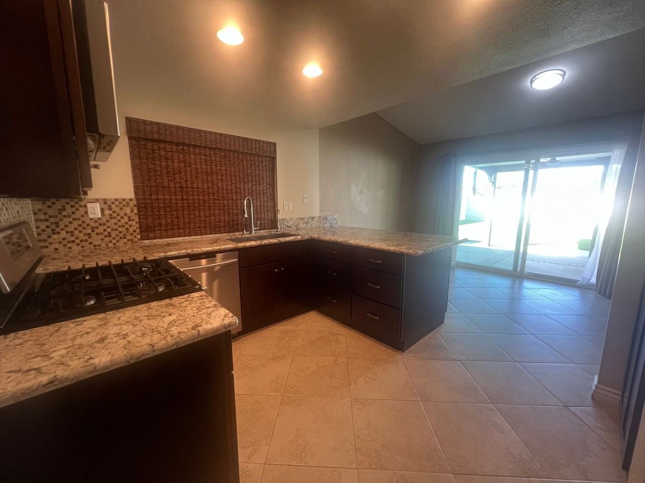 19556 Tangelo Dr - Photo 6 of 25