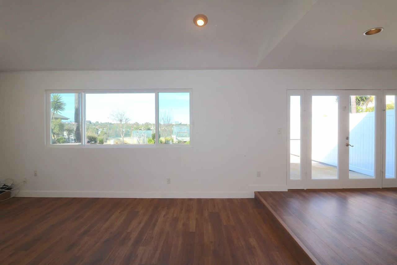 2672 Angell Ave - Photo 3 of 44