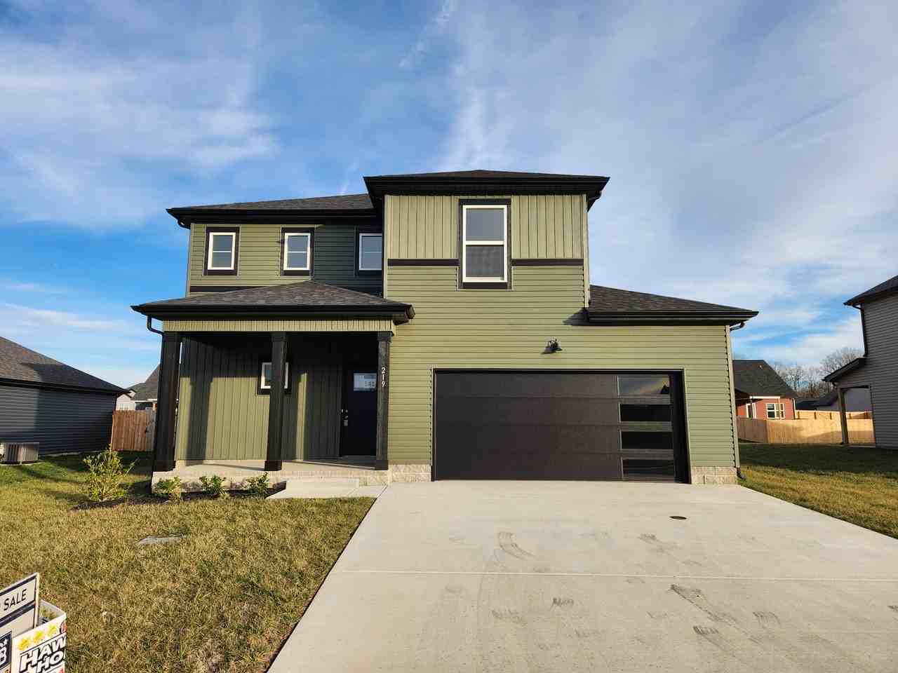 219 Donegal Dr - Photo 2 of 32