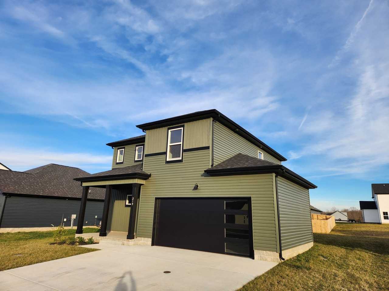 219 Donegal Dr - Photo 5 of 32