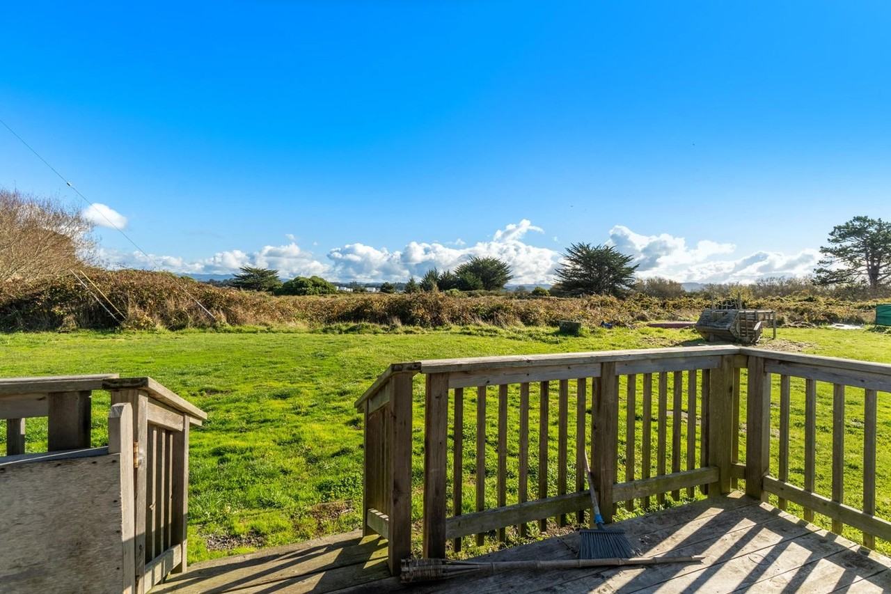 2614 Broadway St - Photo 3 of 12