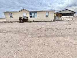 featured image of 4017 W Stetson St