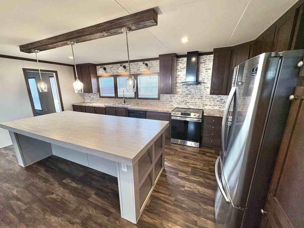 4017 W Stetson St - Photo 3 of 17