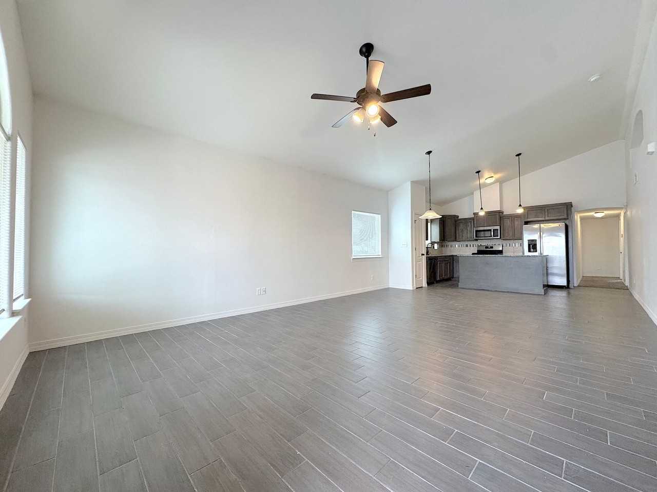 14344 Chris Zingo Ln - Photo 7 of 23