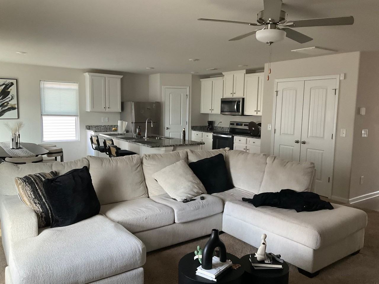 511 Morning Mist Rd - Photo 3 of 9