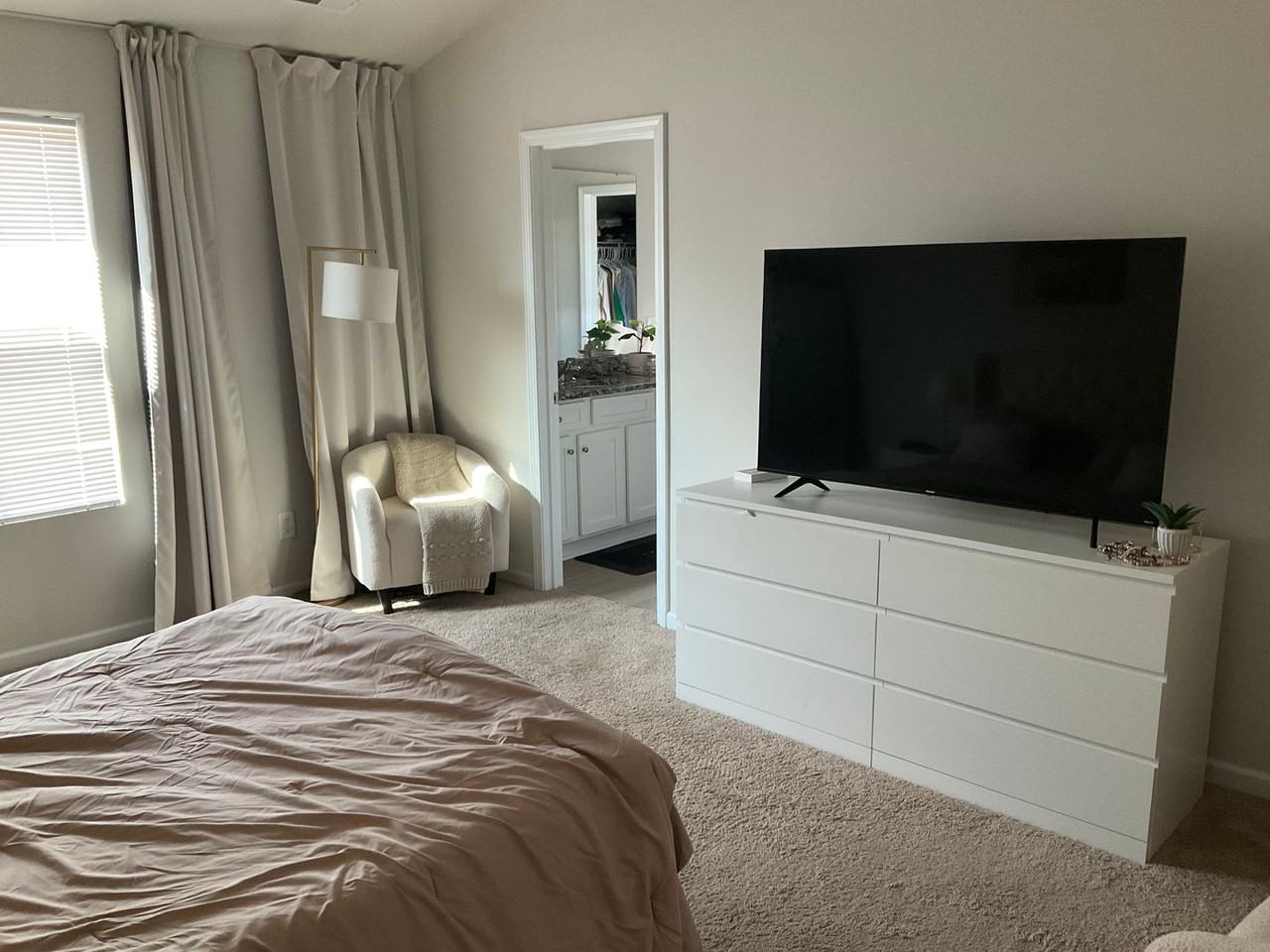 511 Morning Mist Rd - Photo 4 of 9