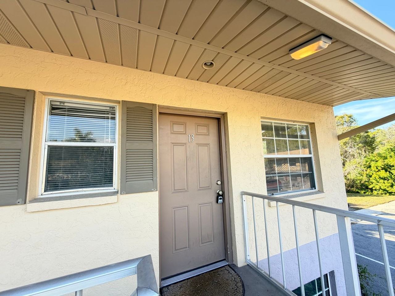 2451 8th St - Photo 2 of 11