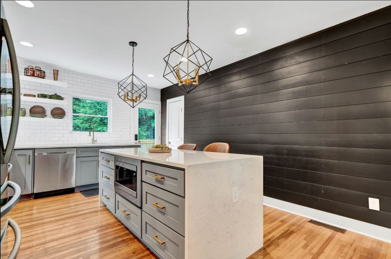 1571 Boulevard Lorraine Sw - Photo 5 of 43