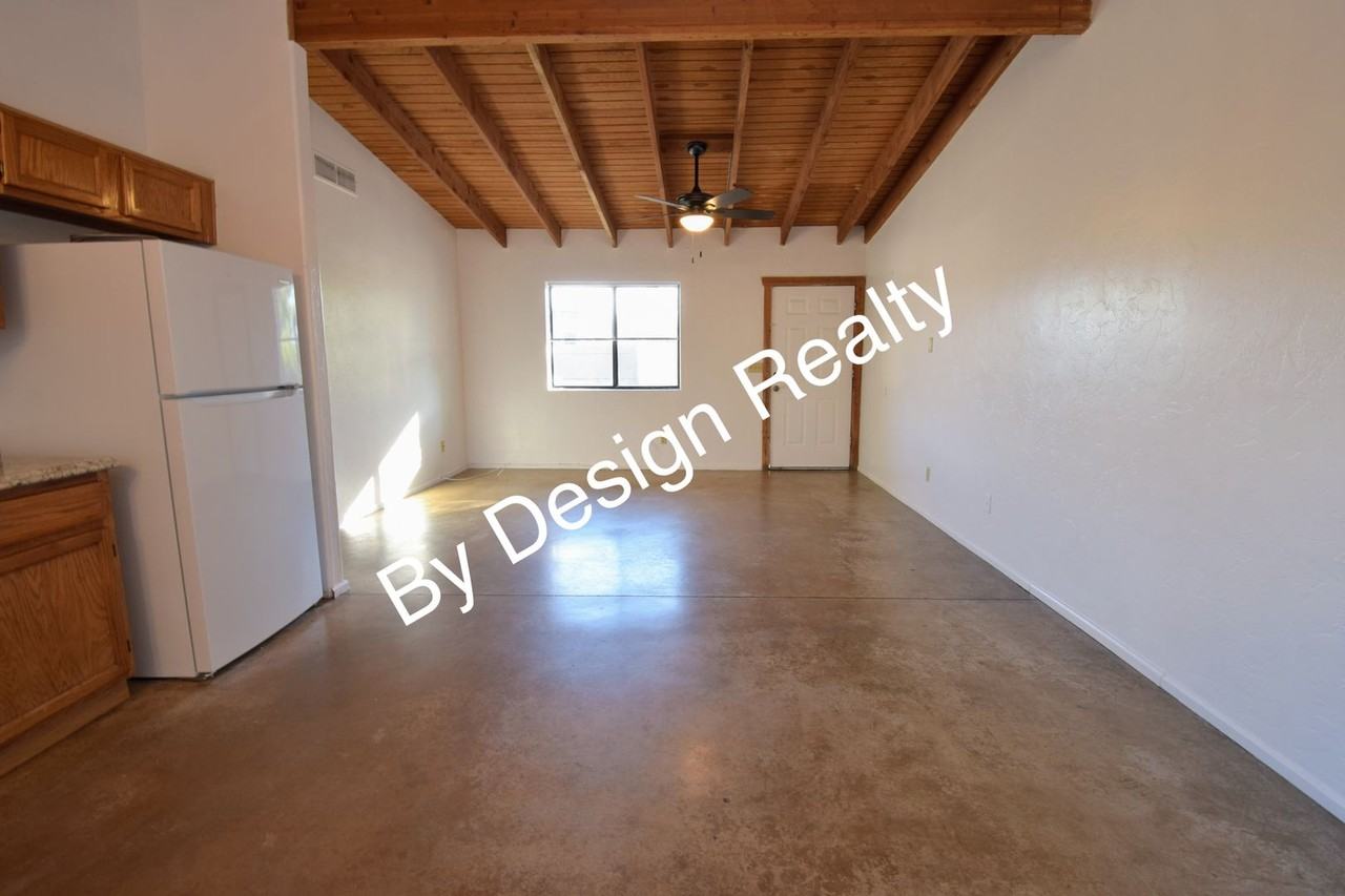 2819 N Flanwill Blvd - Photo 3 of 19