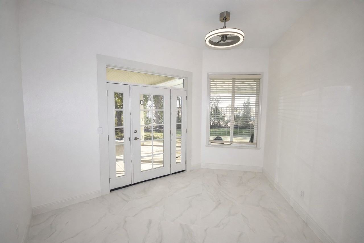 2932 Cameron Dr - Photo 7 of 16