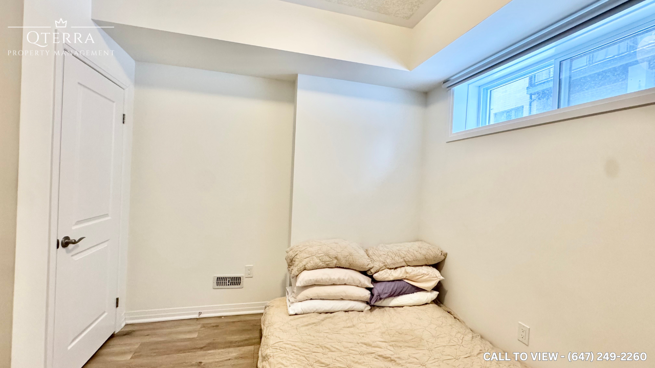 25 Isherwood Ave - Photo 7 of 11