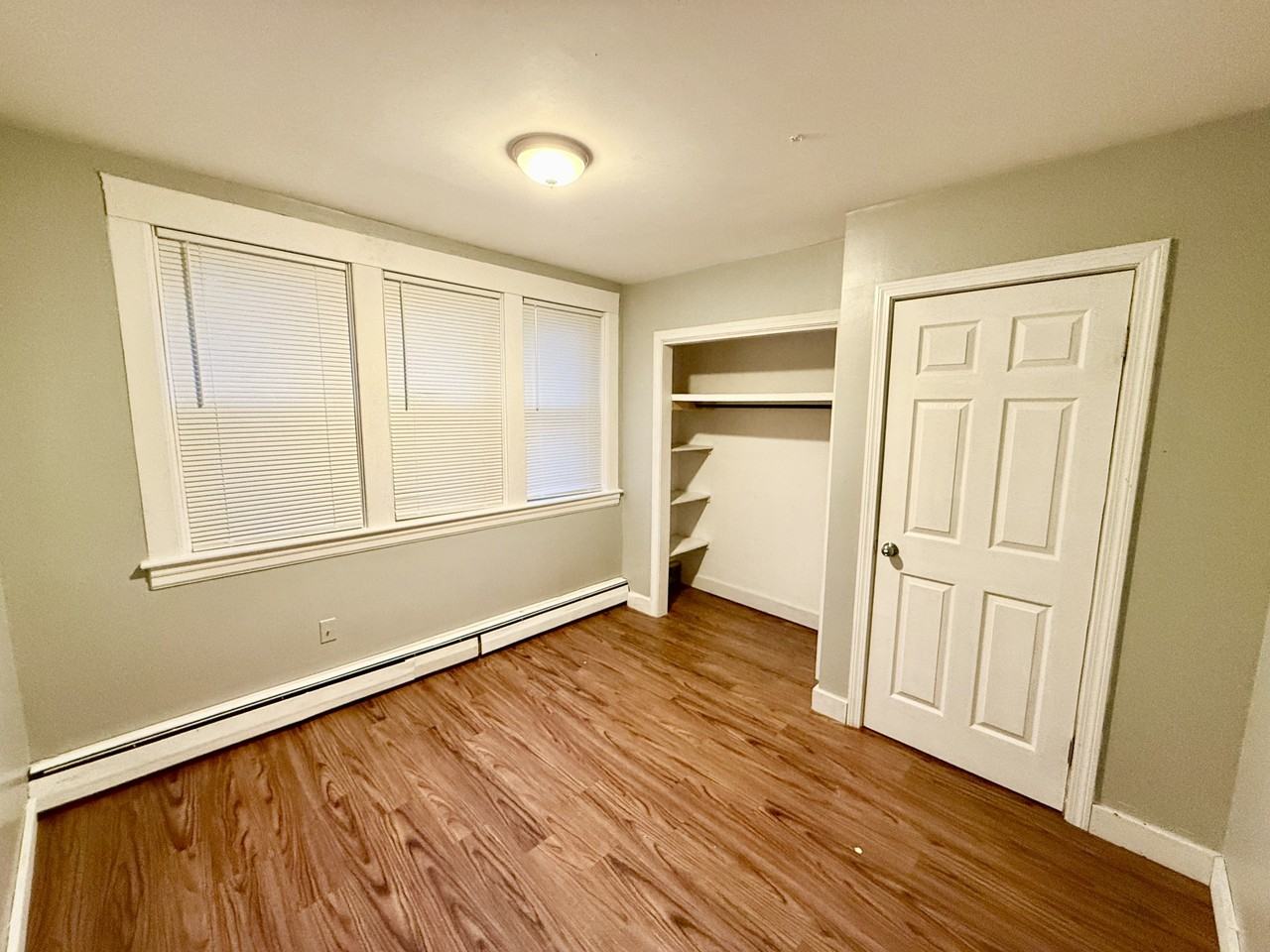 13 Regan St #1 - Photo 5 of 7