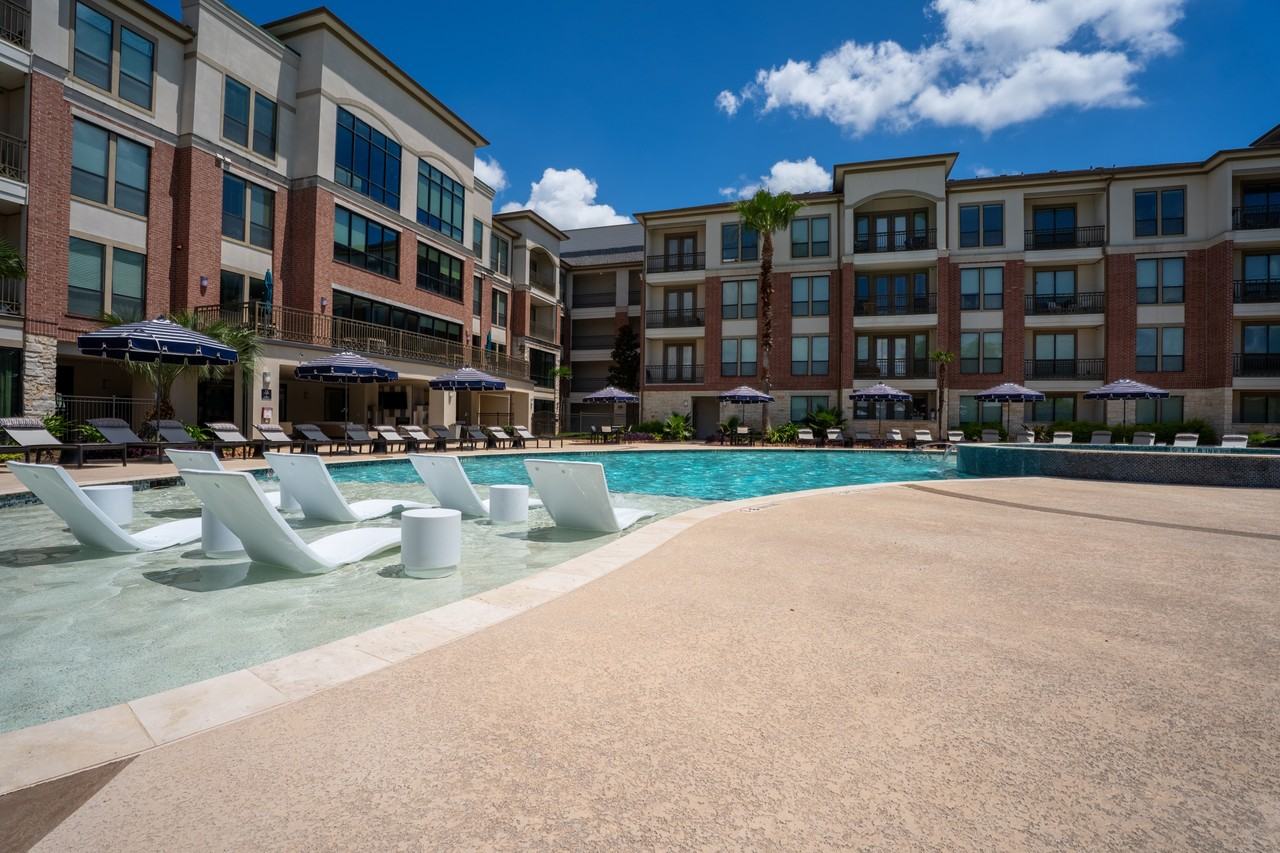 Imperial Lofts - Photo 5 of 50