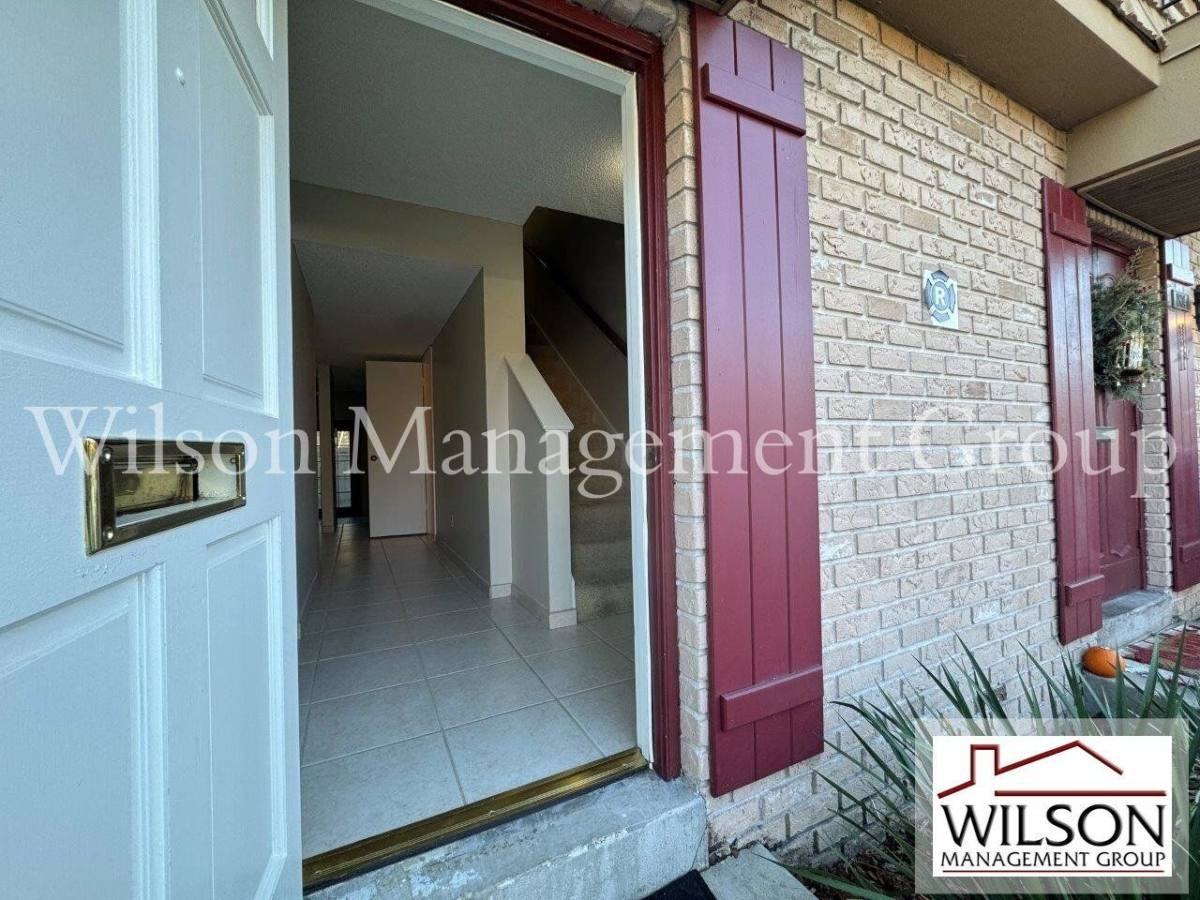 200 Saint Andrews Blvd #1803 - Photo 3 of 10