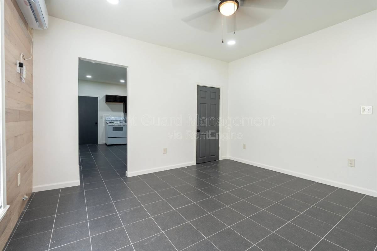 169 S Belmont St #3 - Photo 3 of 10