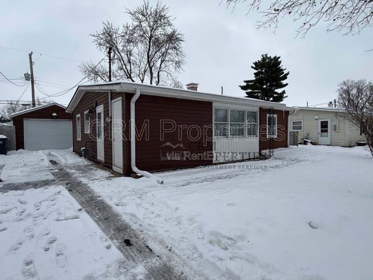 1004 Cornell Rd - Photo 2 of 10