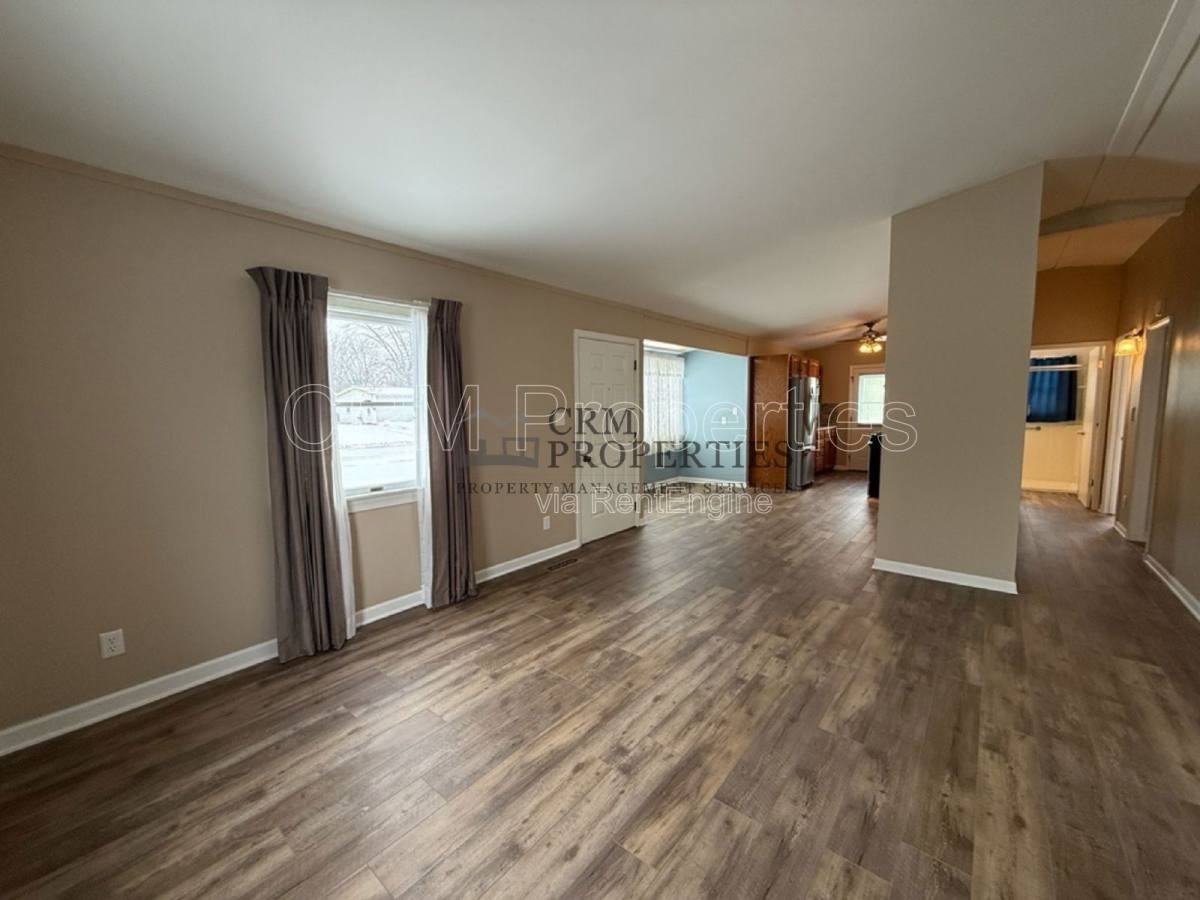 1004 Cornell Rd - Photo 3 of 10