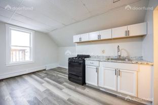 3 Lyman St #7 - Photo 1 of 1