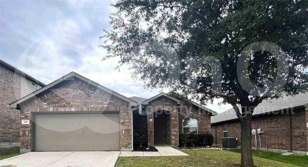 412 Copper Ridge Rd - Photo 2 of 10