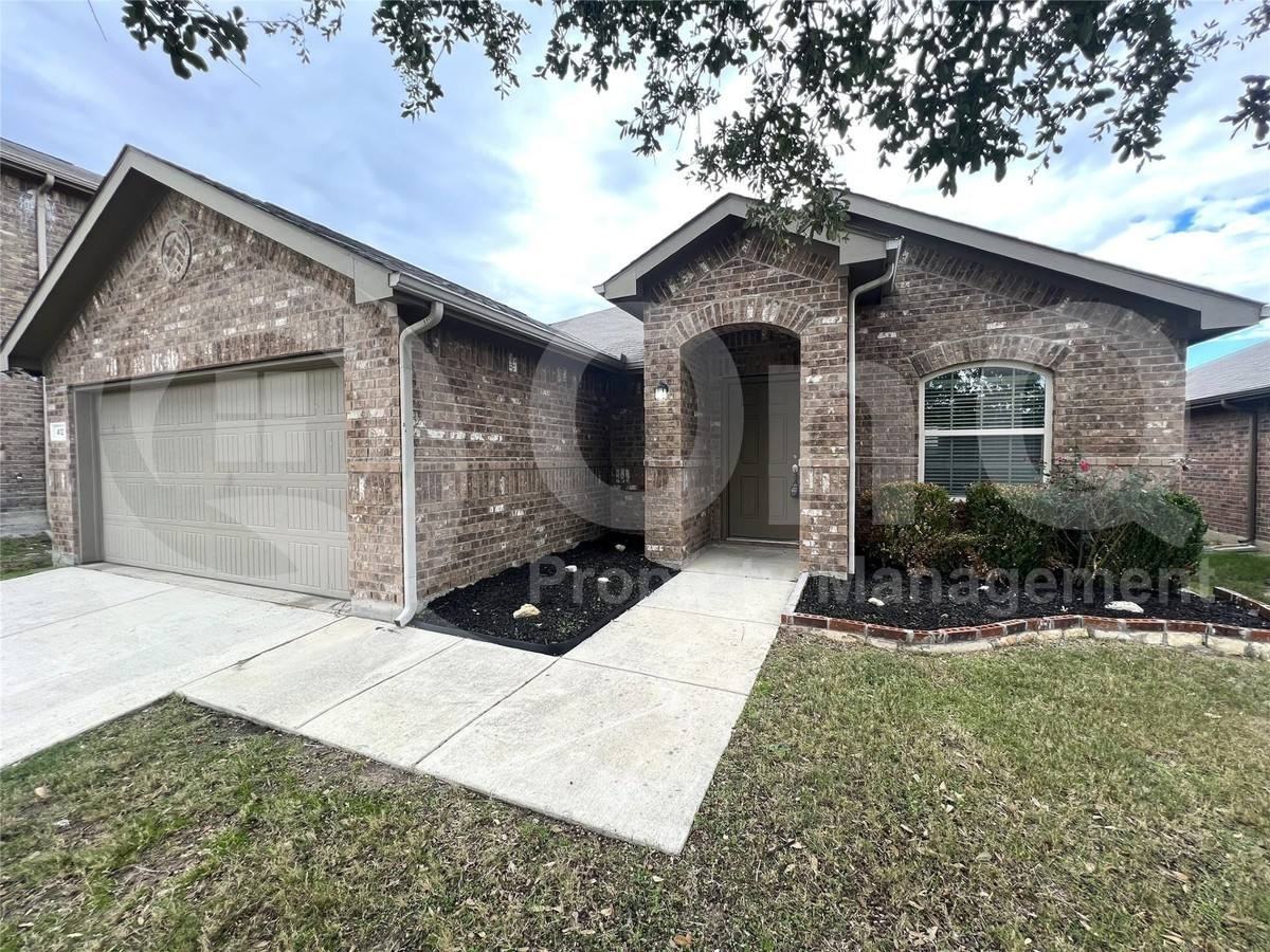 412 Copper Ridge Rd - Photo 3 of 10