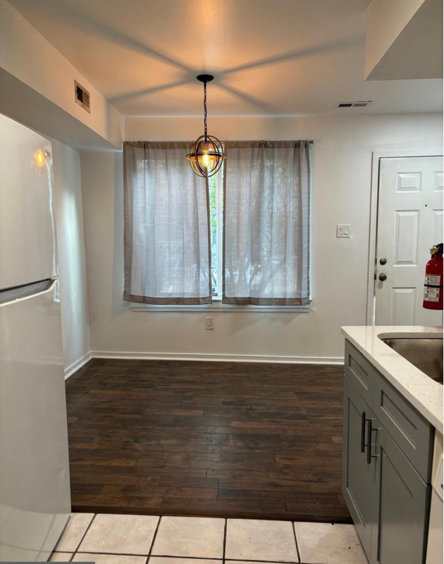 101 Gregorys Way - Photo 6 of 13