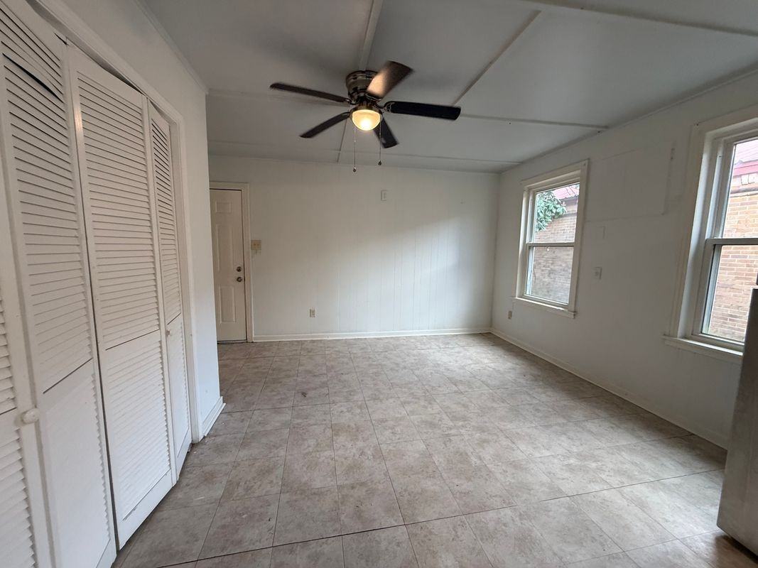 3259 Shelley St - Photo 6 of 15