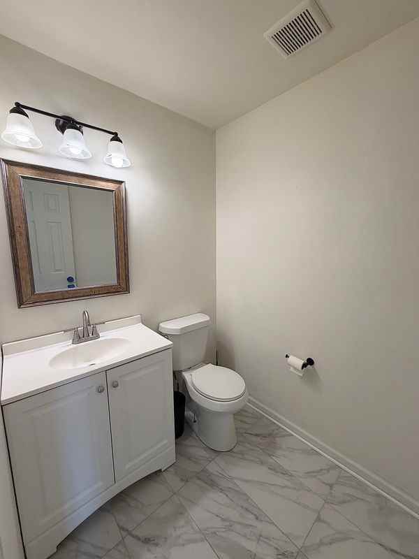 4904 Willow Ln - Photo 3 of 20