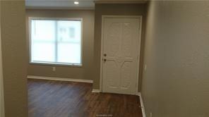 1802 Langford St - Photo 2 of 37