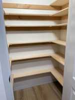 featured image of 1413 W Valley Dr