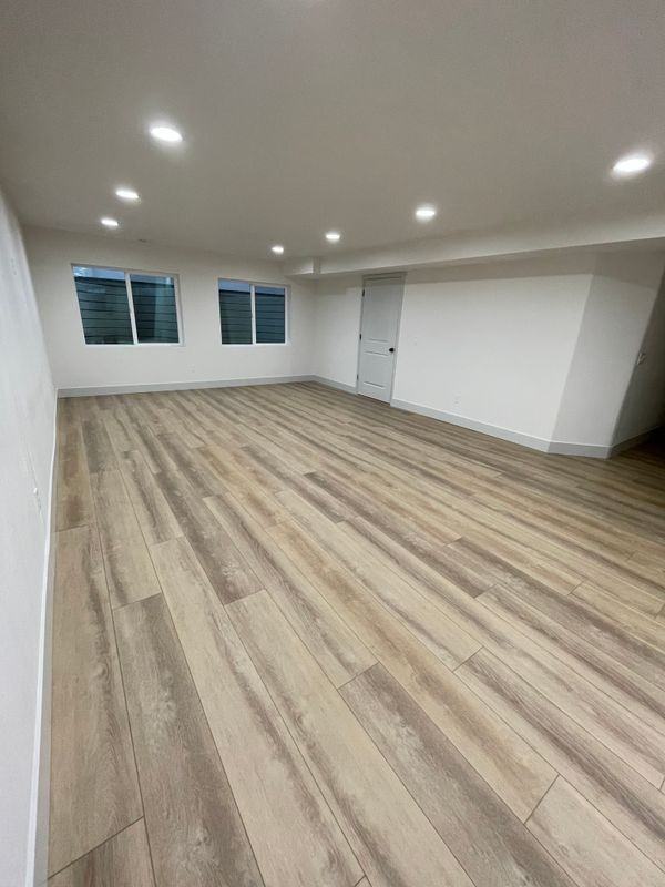 1413 W Valley Dr - Photo 6 of 12