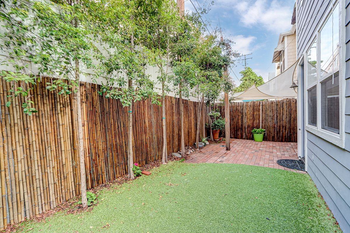 1800 S Pacific Coast Hwy ##29 - Photo 4 of 30