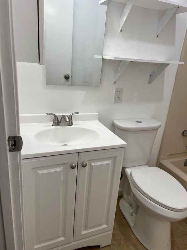 1013 Grand Ave - Photo 7 of 9