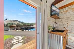 featured image of 1781 Springvale Rd ##3