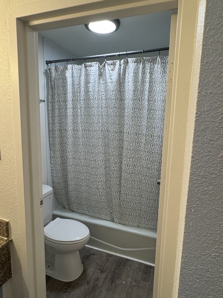 3016 E Andy Devine Ave - Photo 6 of 7