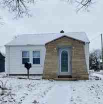 2602 Maumee Ave - Photo 1 of 1