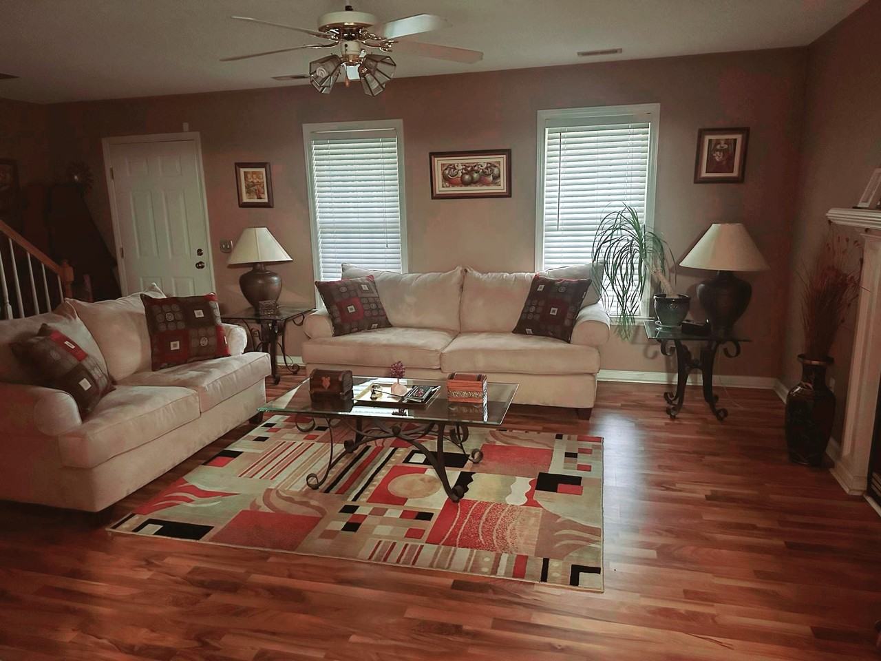 2837 Bridgeport Dr - Photo 5 of 12