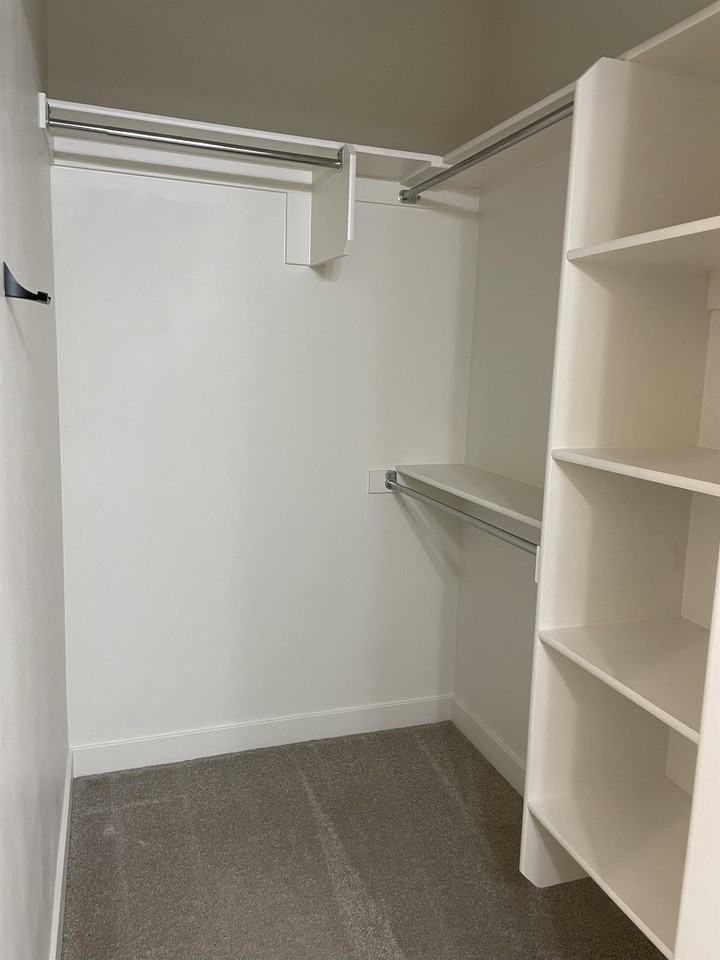 517 Southwest #1 - Photo 3 of 29