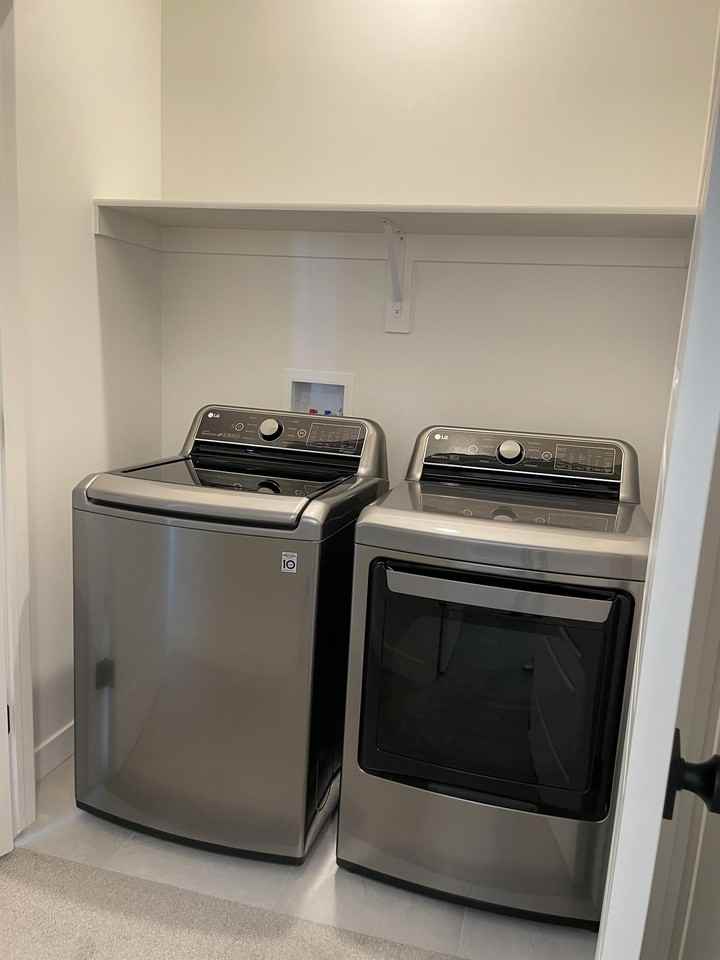 517 Southwest #1 - Photo 5 of 29