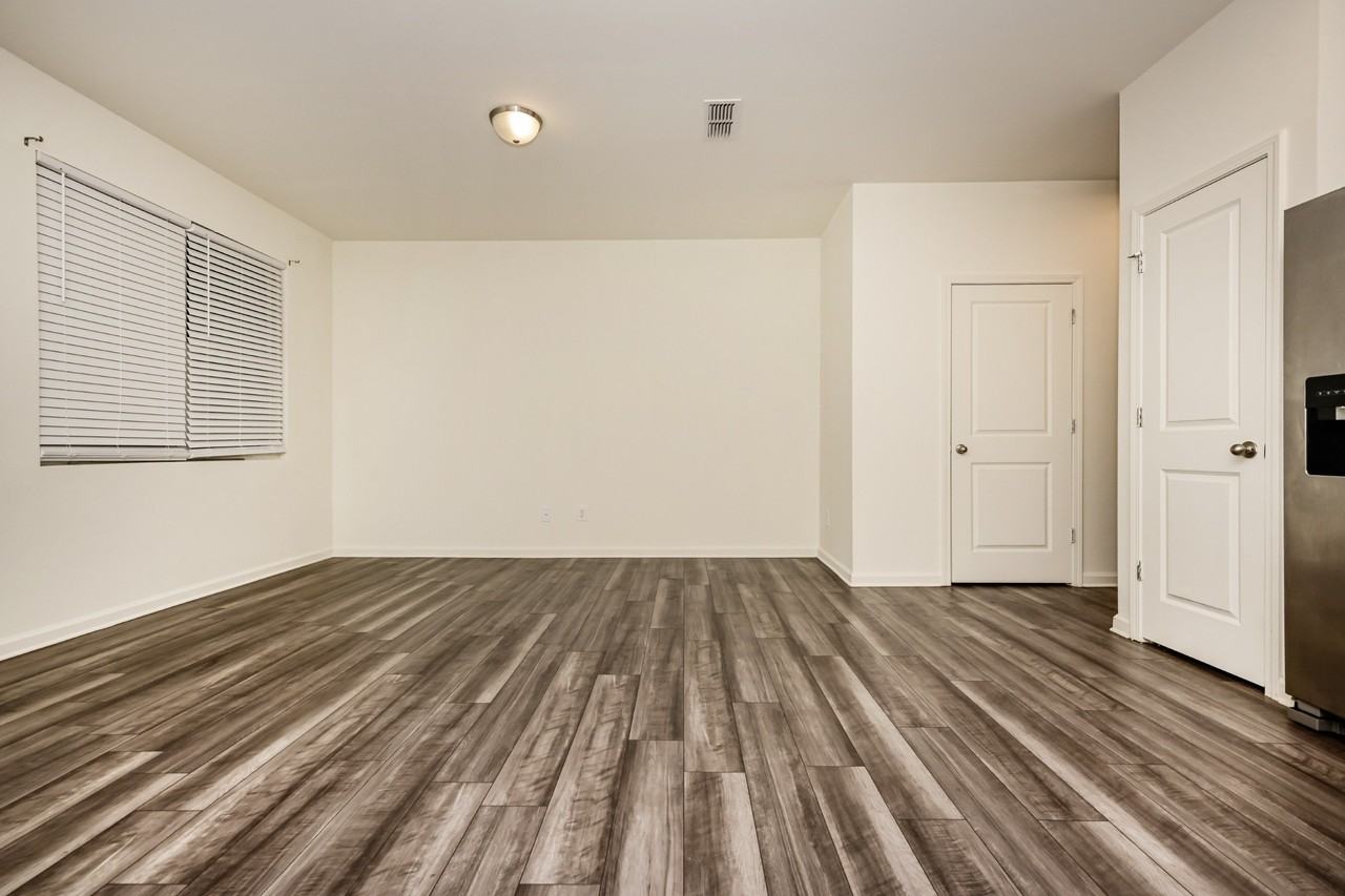 108 Swindon Dr - Photo 6 of 16