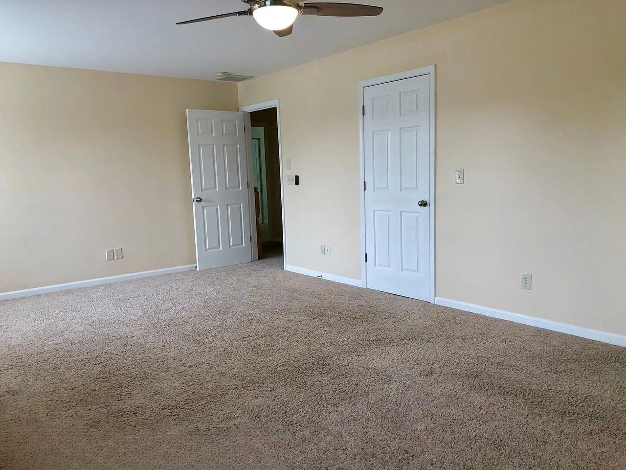 3258 Nolen Ln - Photo 4 of 26