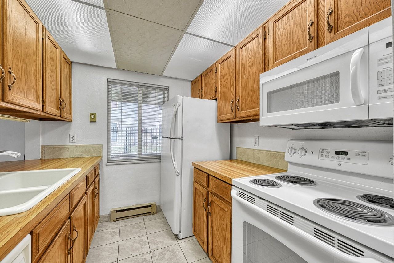 4066 S Atchison Way - Photo 5 of 28