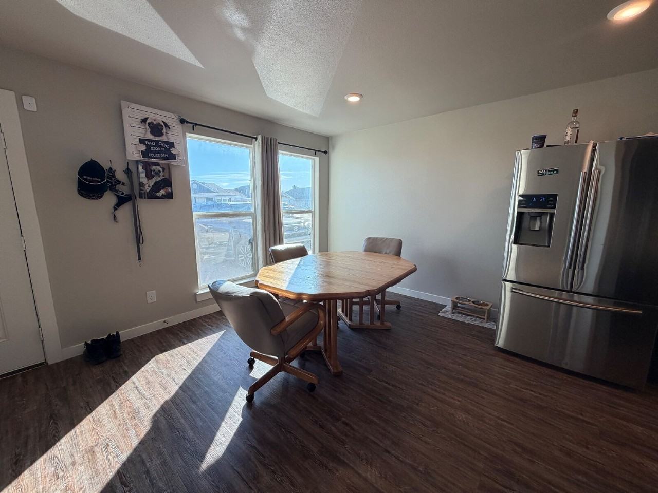 2911 Bryan Ave - Photo 3 of 11