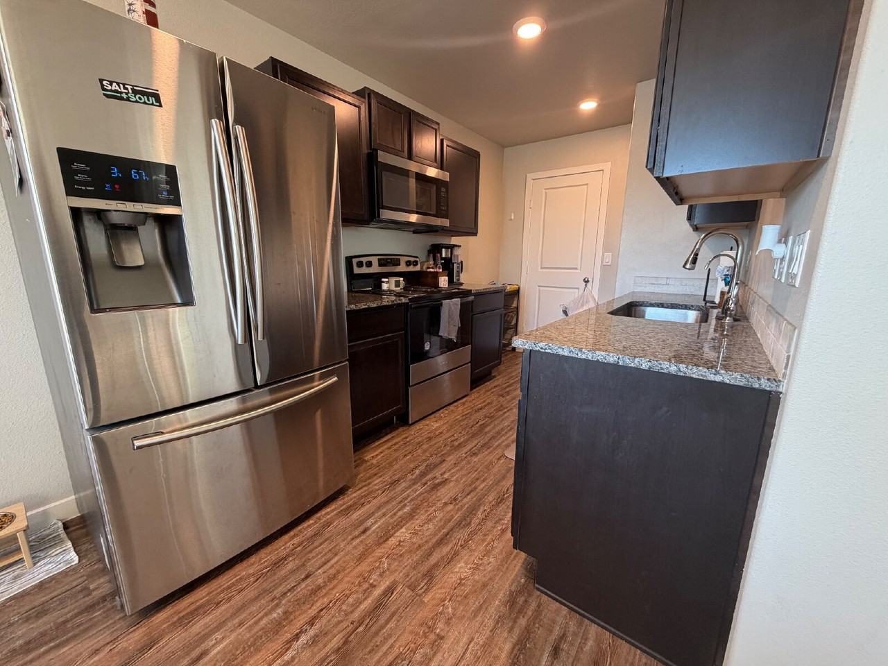 2911 Bryan Ave - Photo 4 of 11