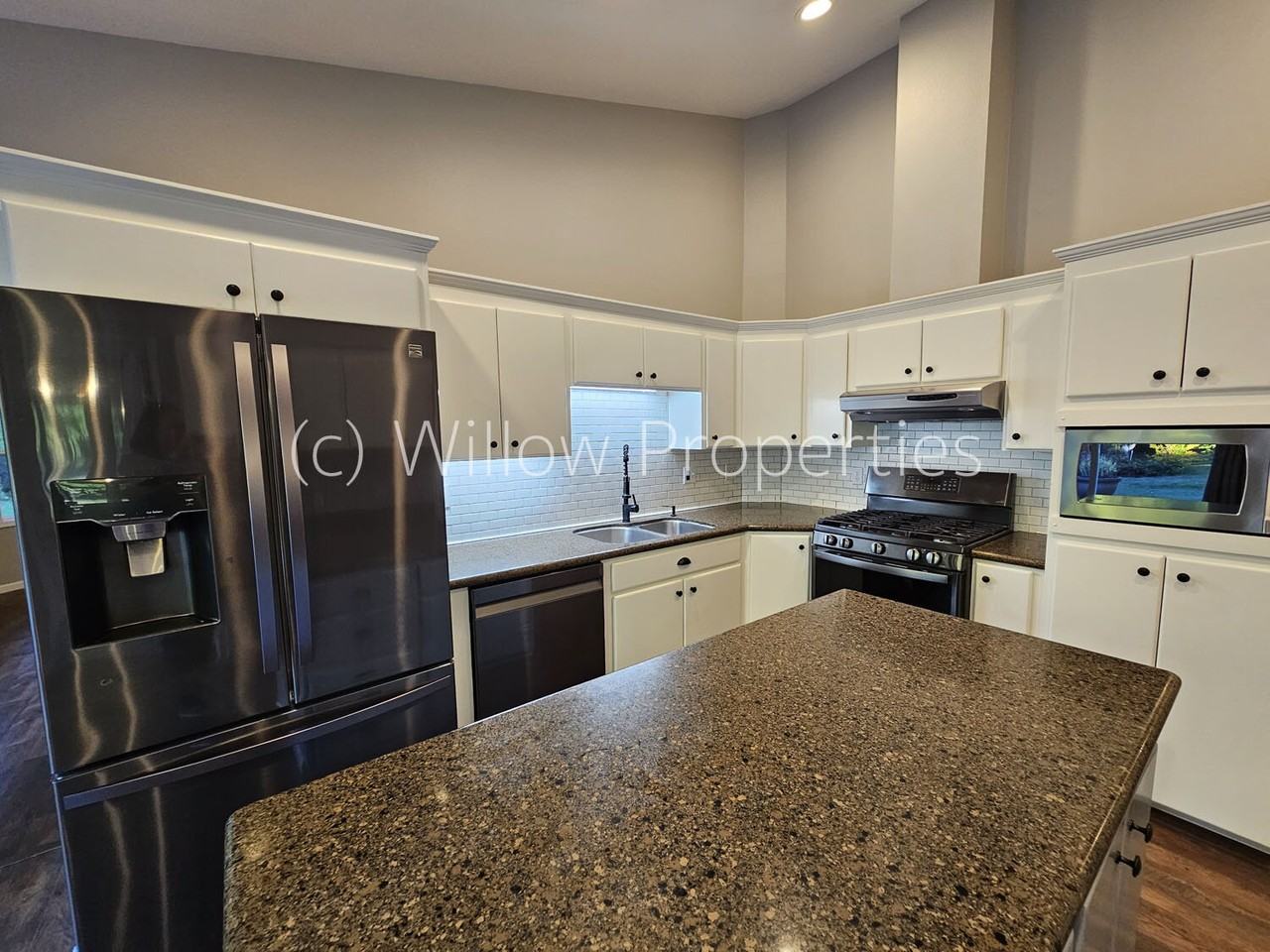 28007 126th Ave E - Photo 4 of 20