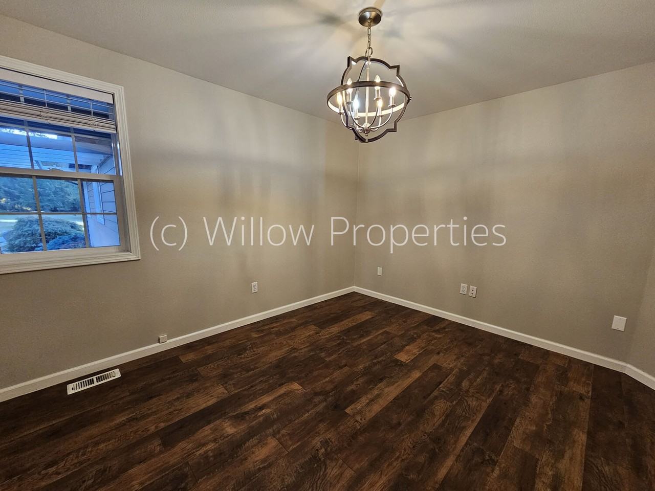 28007 126th Ave E - Photo 5 of 20