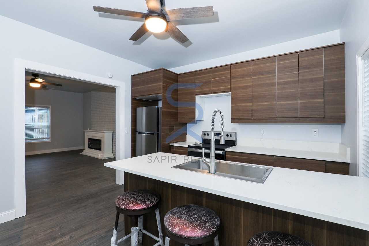 1220 Hightower Rd Nw - Photo 2 of 17