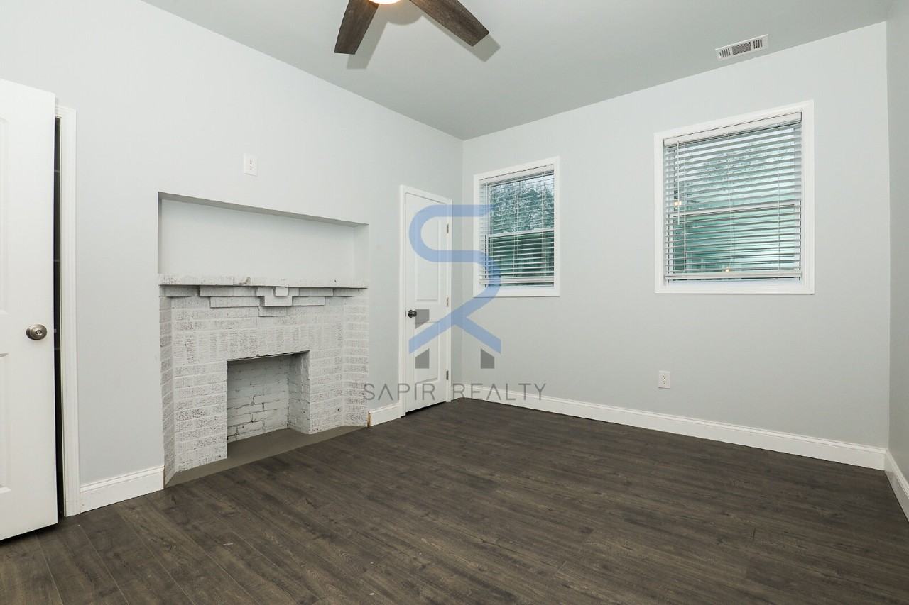 1220 Hightower Rd Nw - Photo 5 of 17