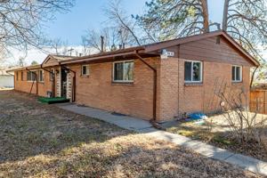 featured image of 300 S Forest St