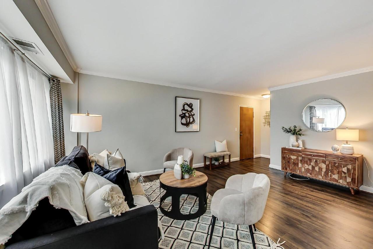 1303 N Ode St #215 - Photo 3 of 10