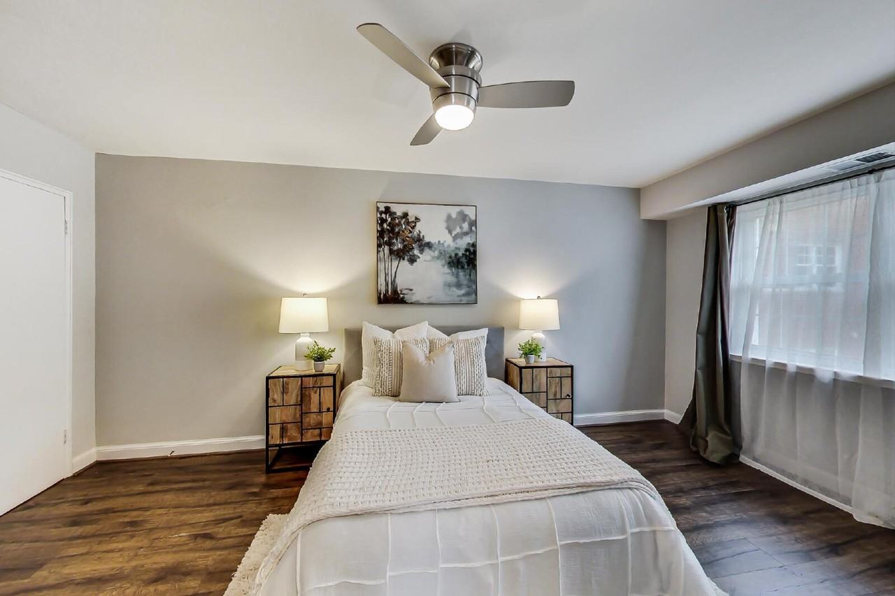 1303 N Ode St #215 - Photo 6 of 10